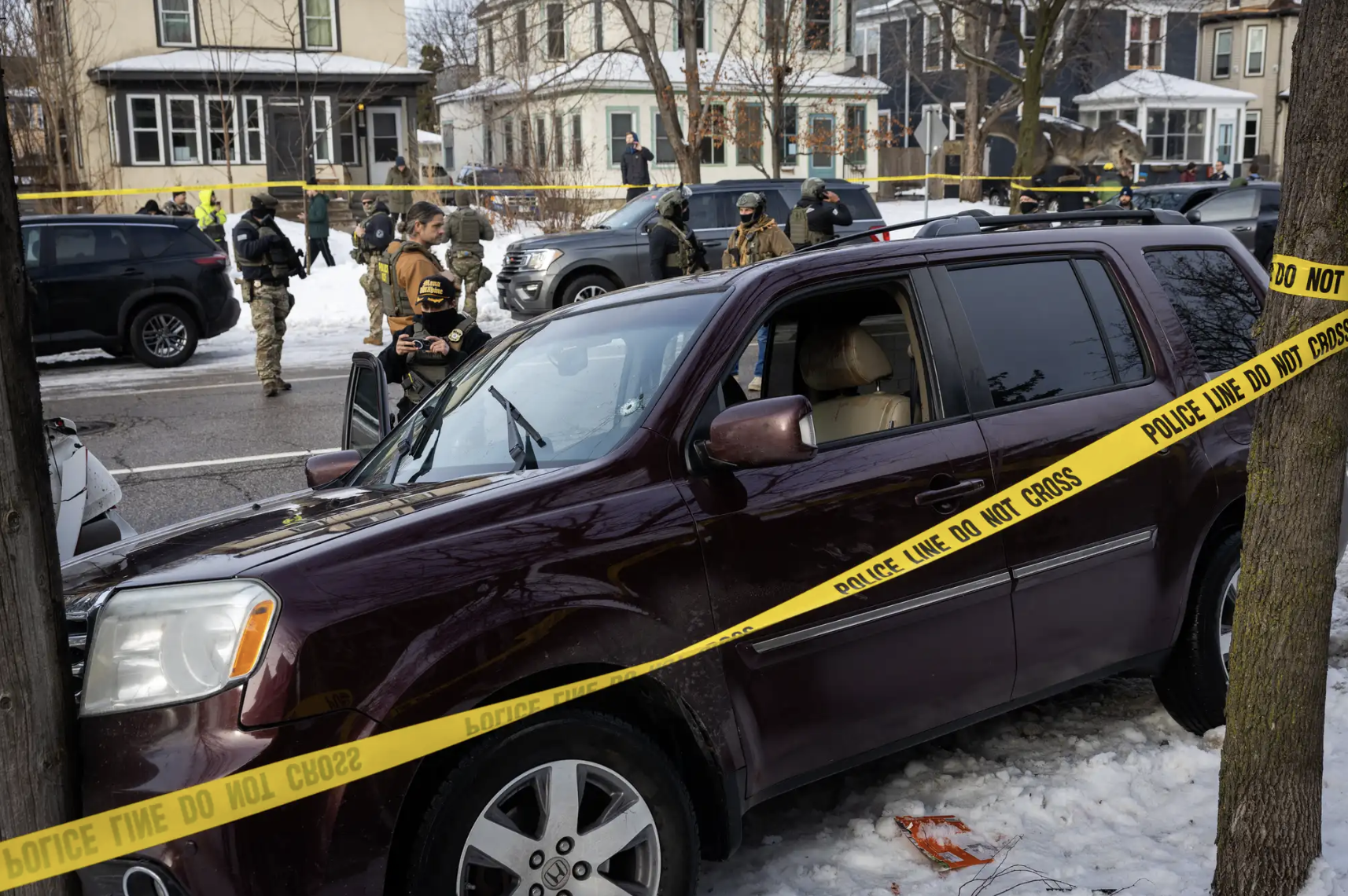 Minneapolis woman killed by Ice agent