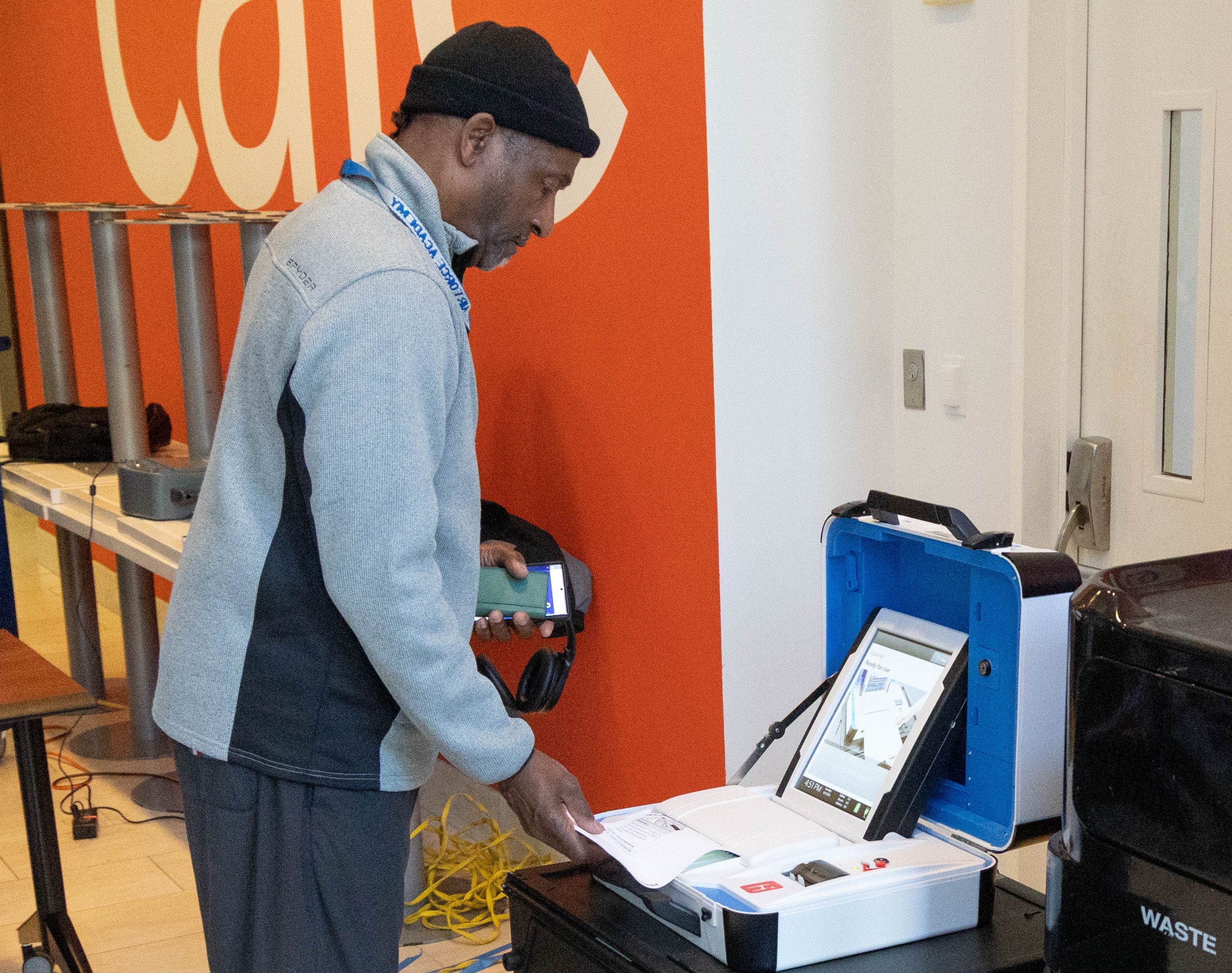 City earnings tax easily wins reapproval