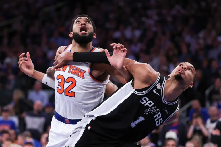 Spurs triumph
