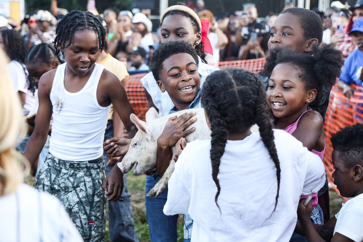 Gateway Trail Ride & Field Party brings music, community and country fun